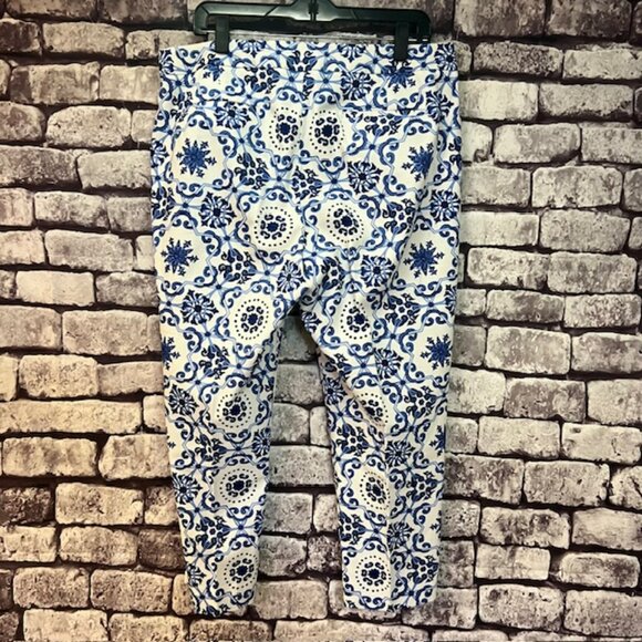 Talbots Blue & White Crop Pants Size 14 - Picture 5 of 8